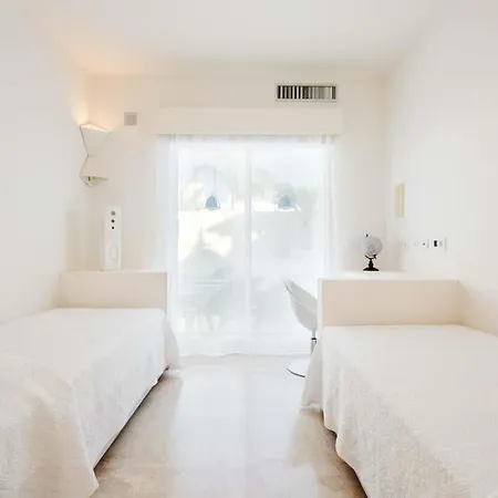 Sleeps 5 Pool Air Con Wifi Villa *